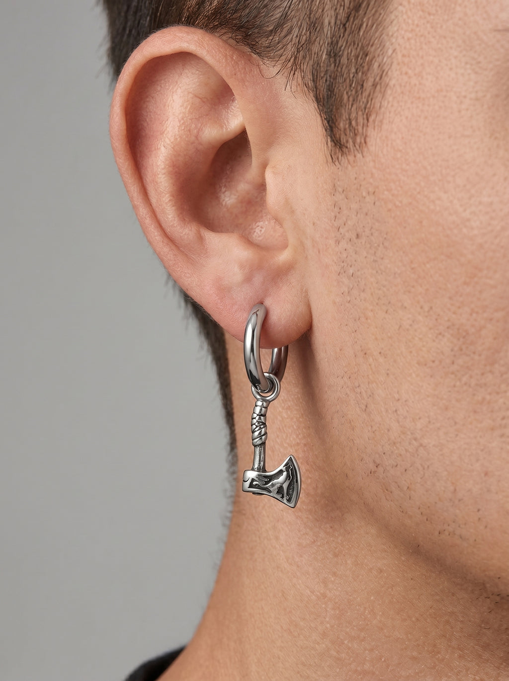 Frost Axe Earring