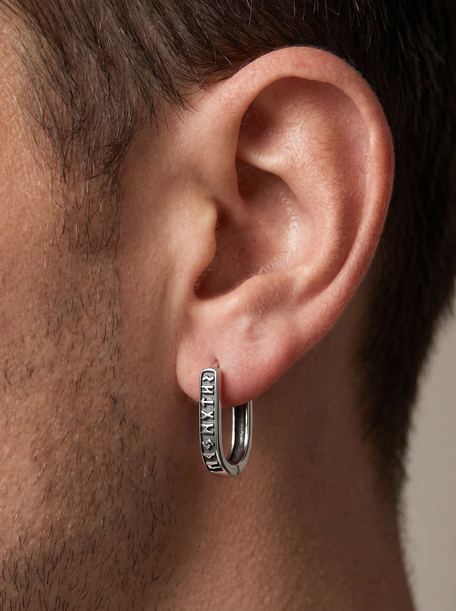 Mjölnir Curve Earring
